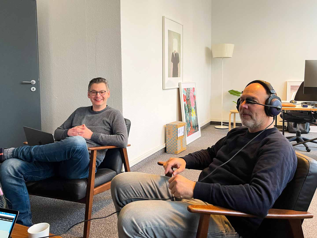 Foto fra aftalen med Forskningsbibliotekets Podcast om emnerne Programmfabrik , easydb og UNI DAM